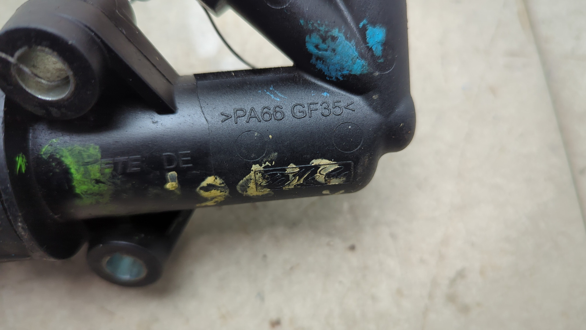 Цилиндр сцепления главный