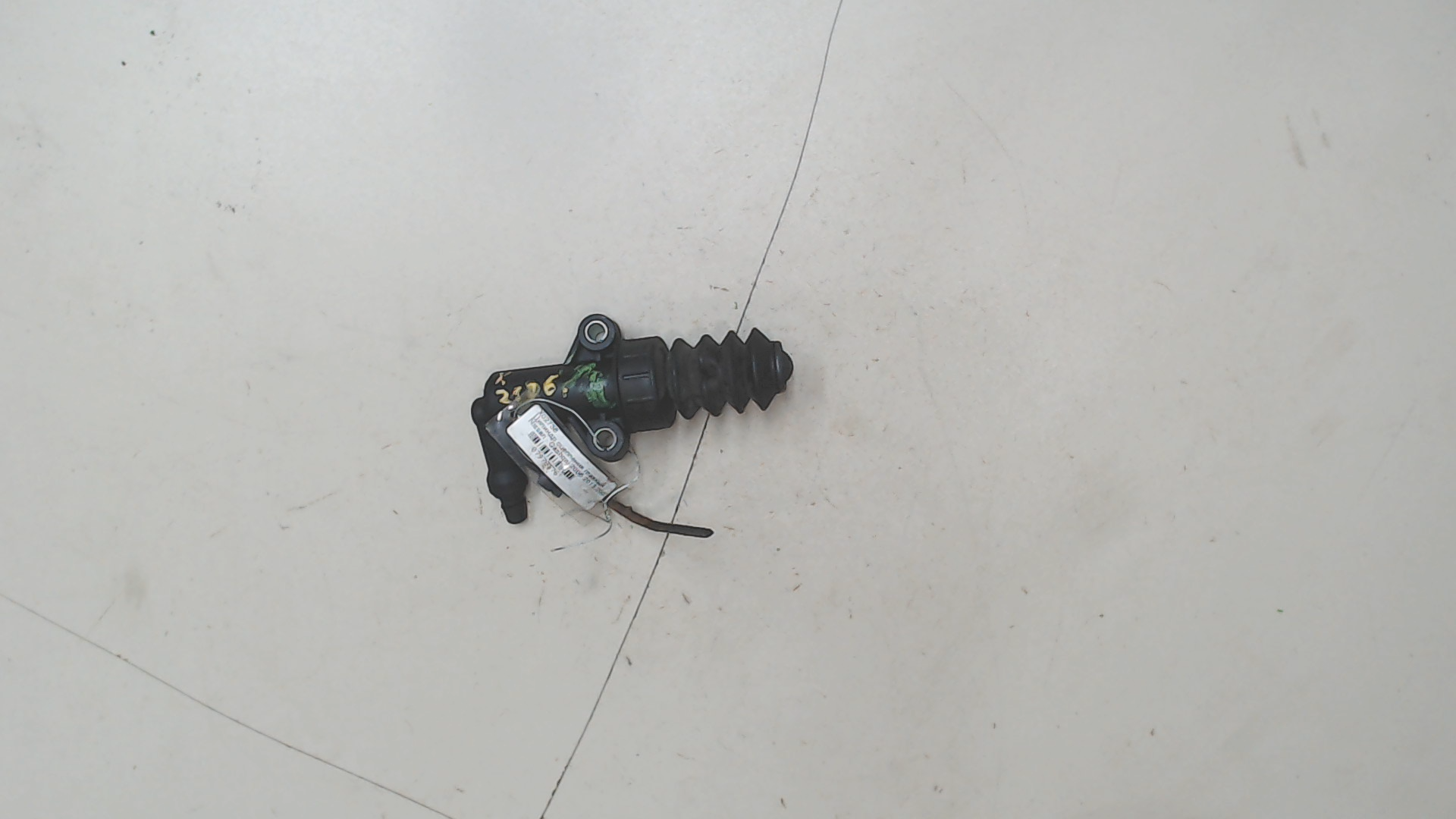 Цилиндр сцепления главный