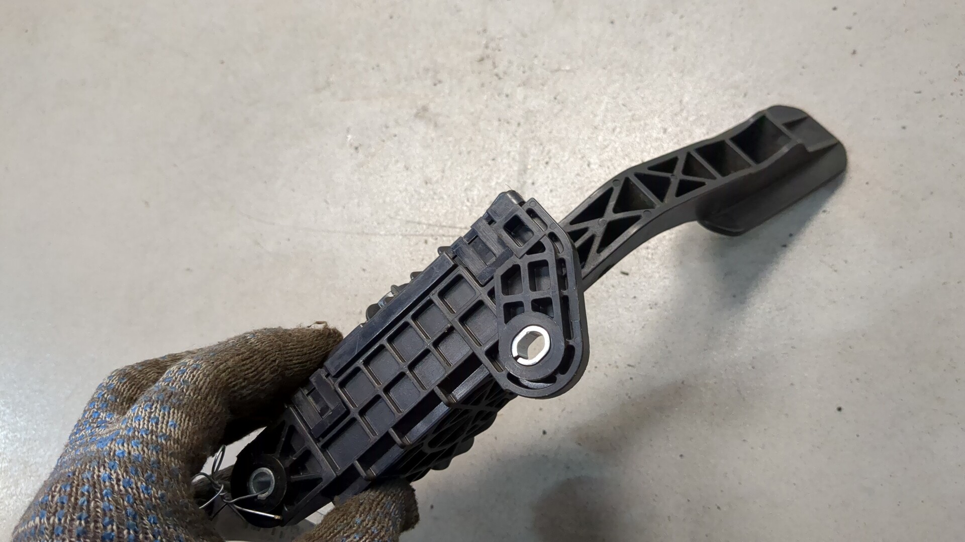 Педаль газа