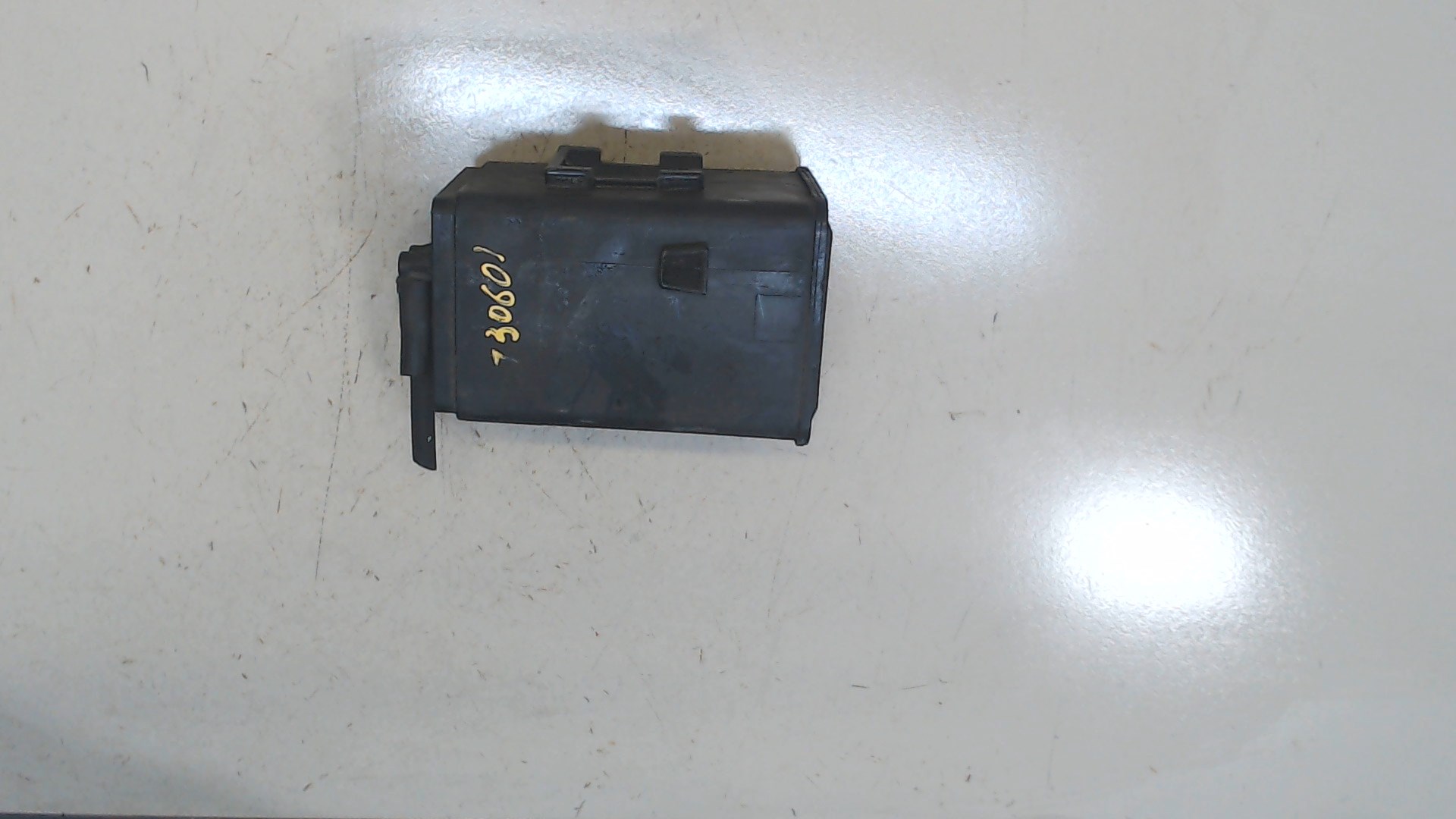 Абсорбер (фильтр угольный)