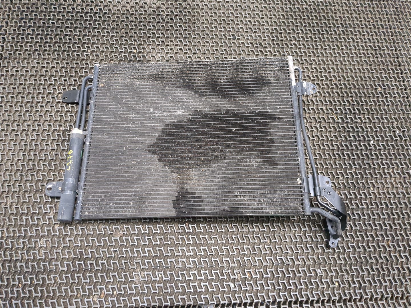 Радиатор кондиционера / конденсер