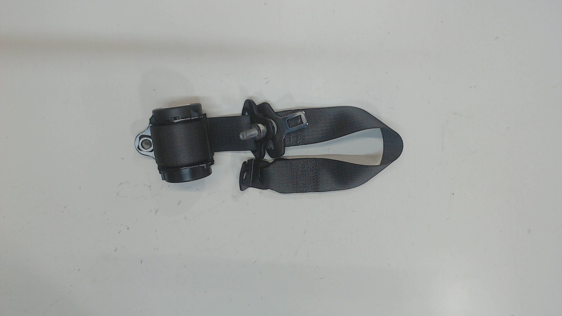 Ремень безопасности