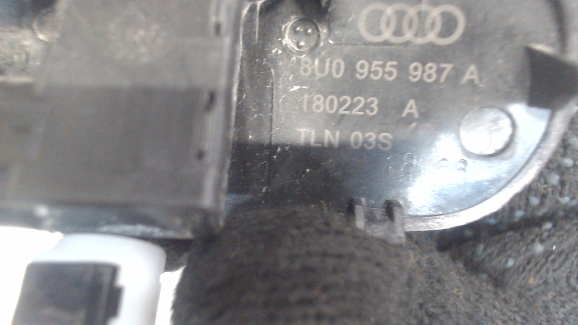 Форсунка омывателя лобового стекла