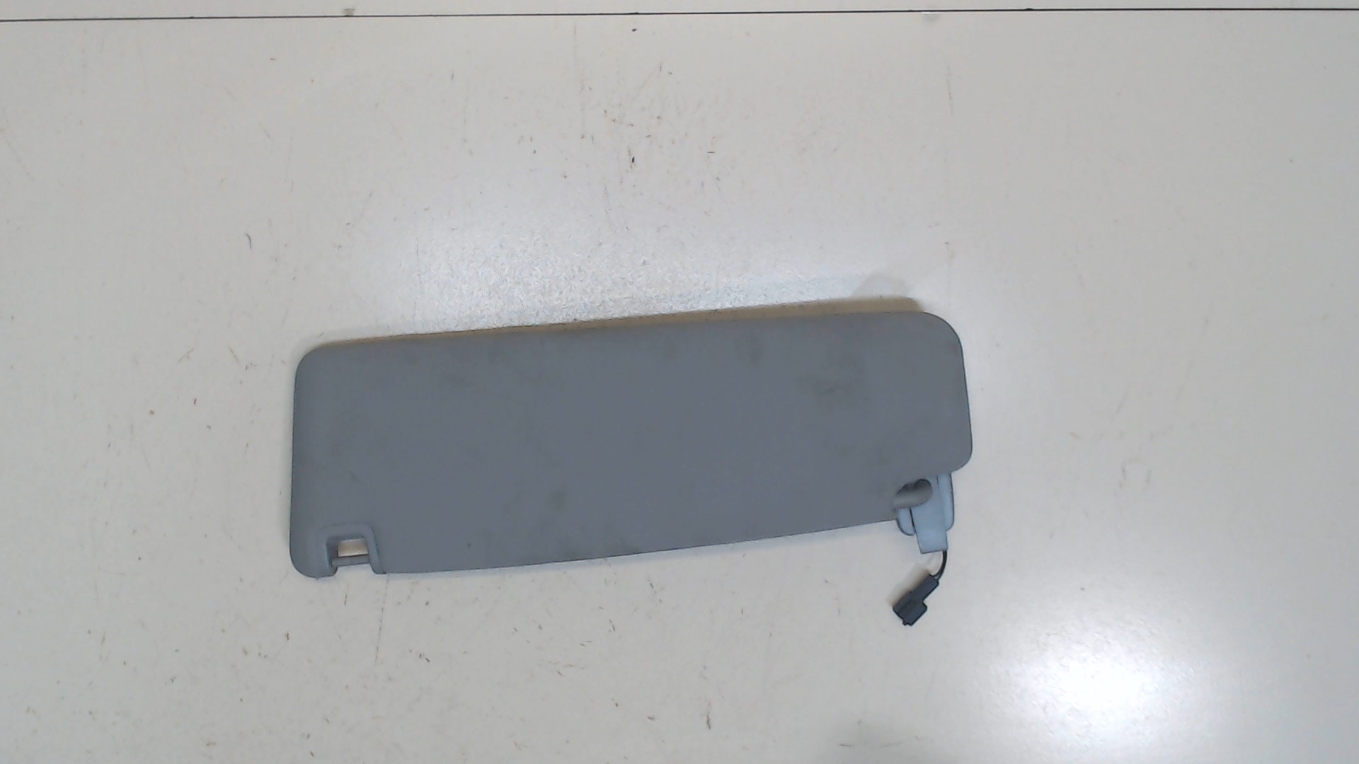 Козырек солнцезащитный