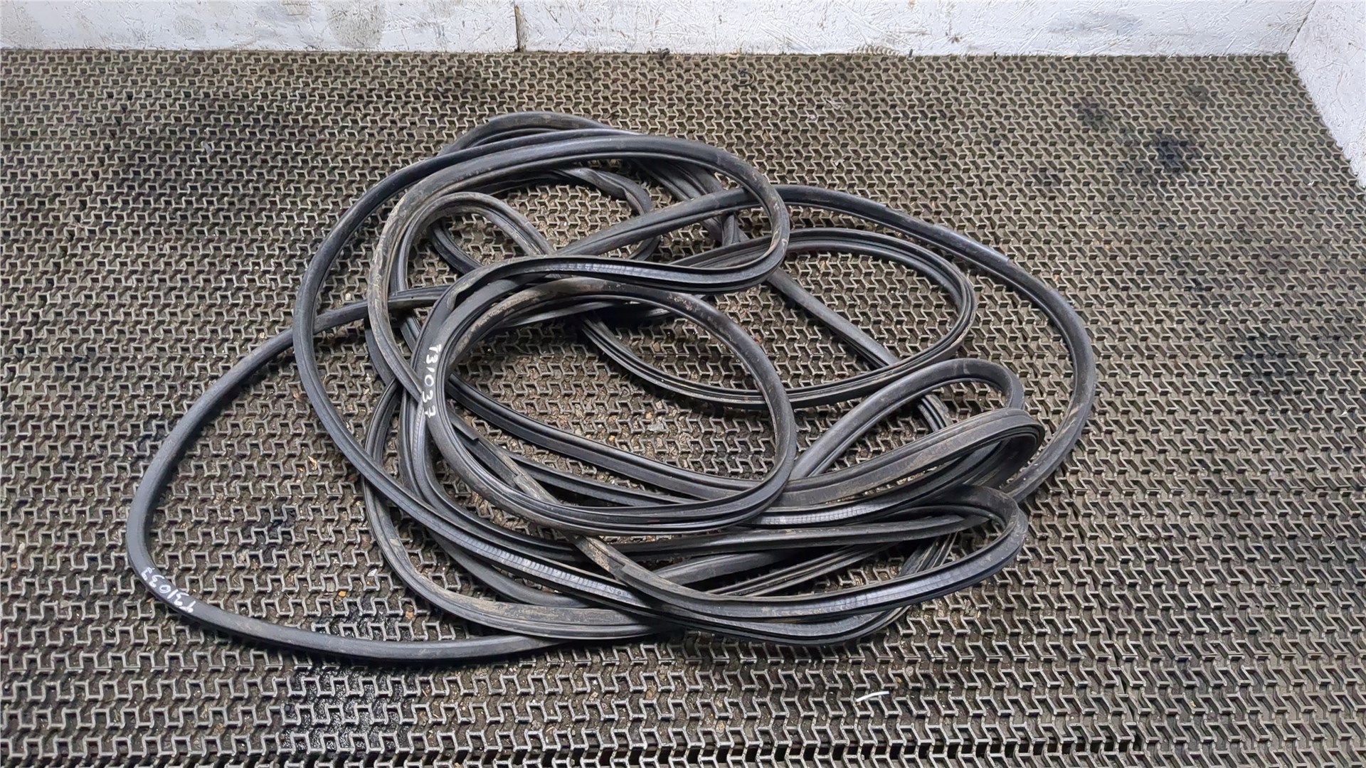 Уплотнитель (наружный)