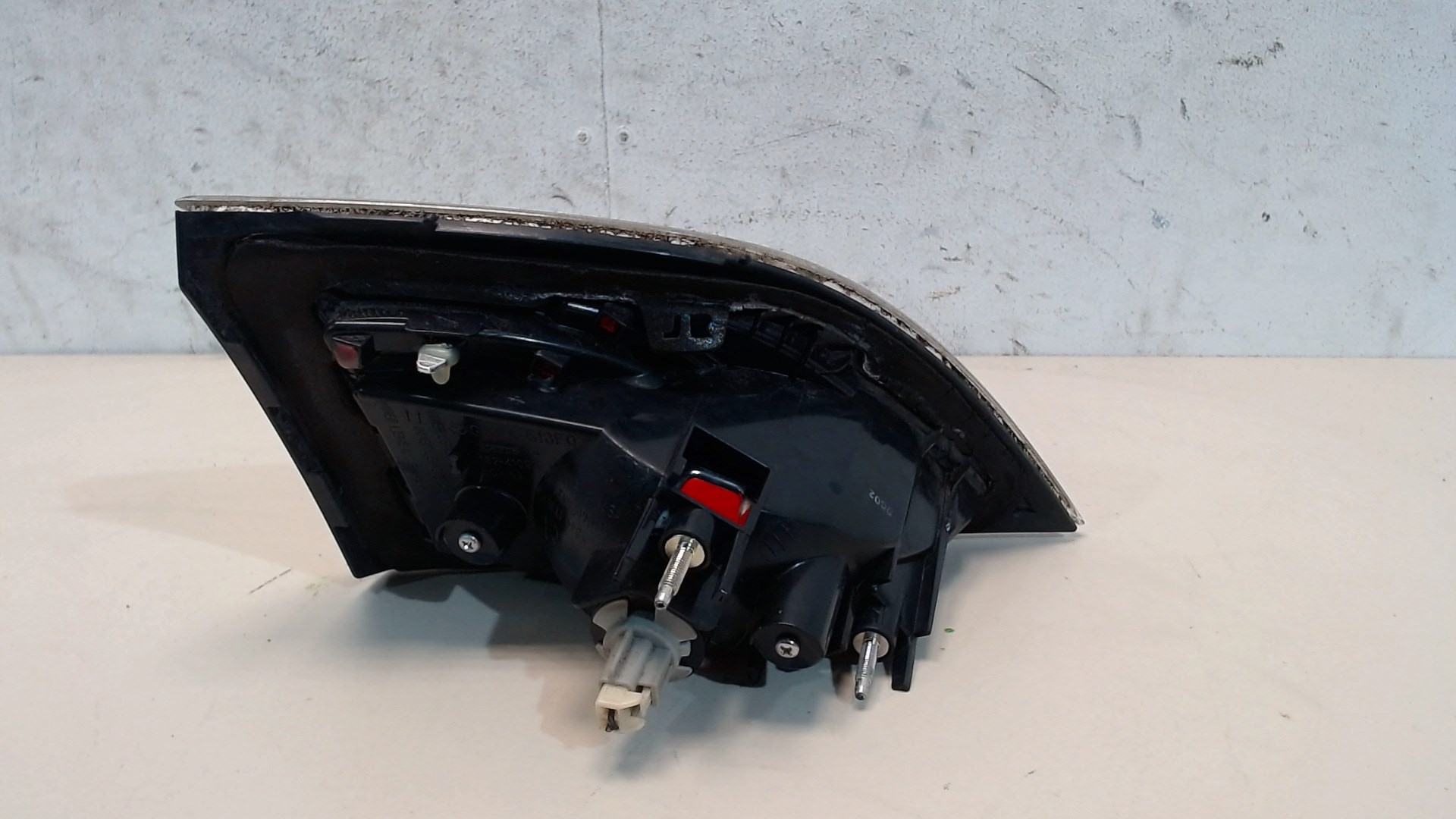 Фонарь задний внутренний правый