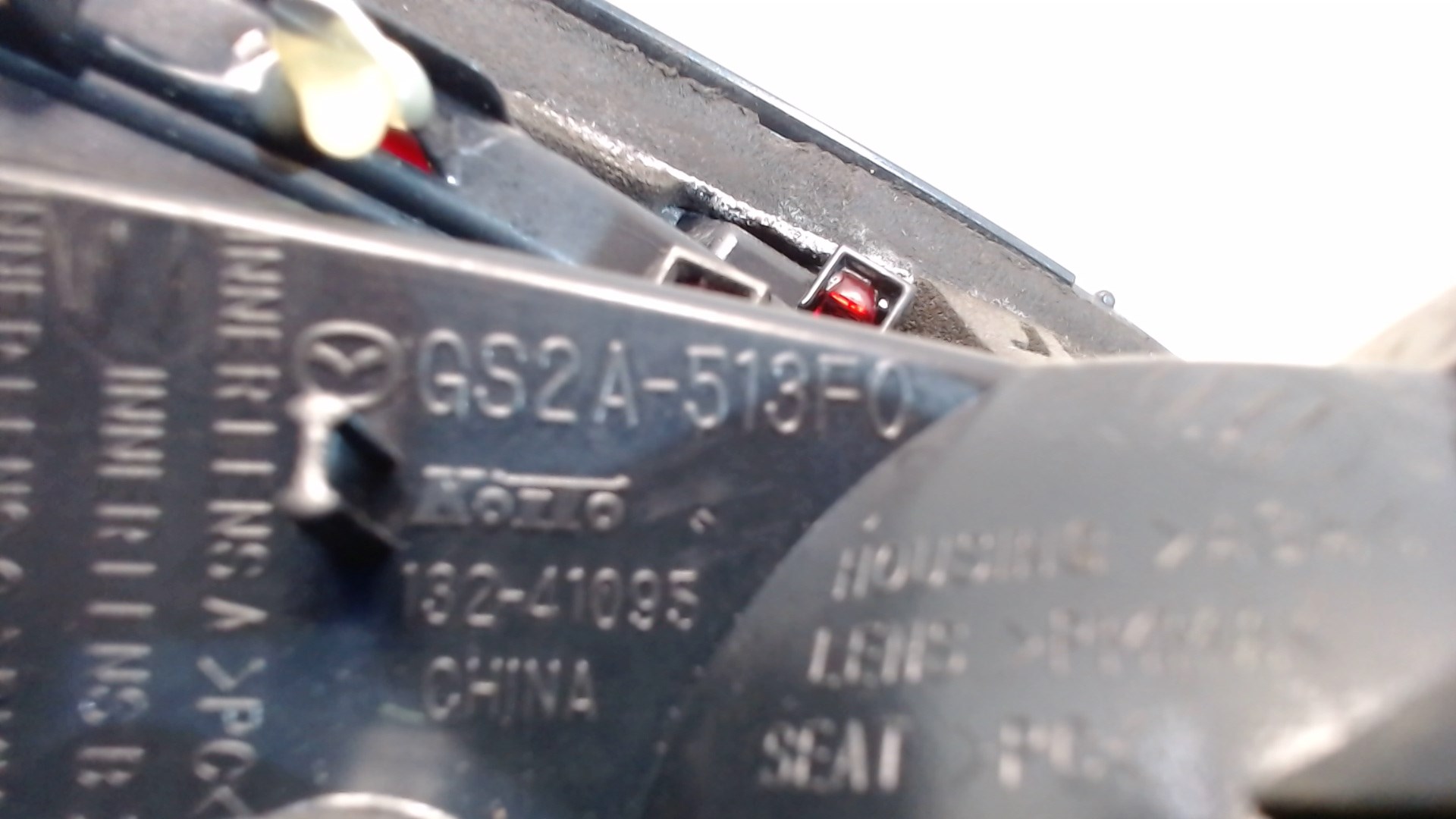 Фонарь задний внутренний правый