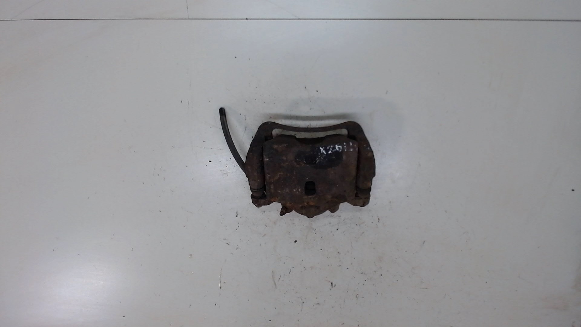 Суппорт передний левый