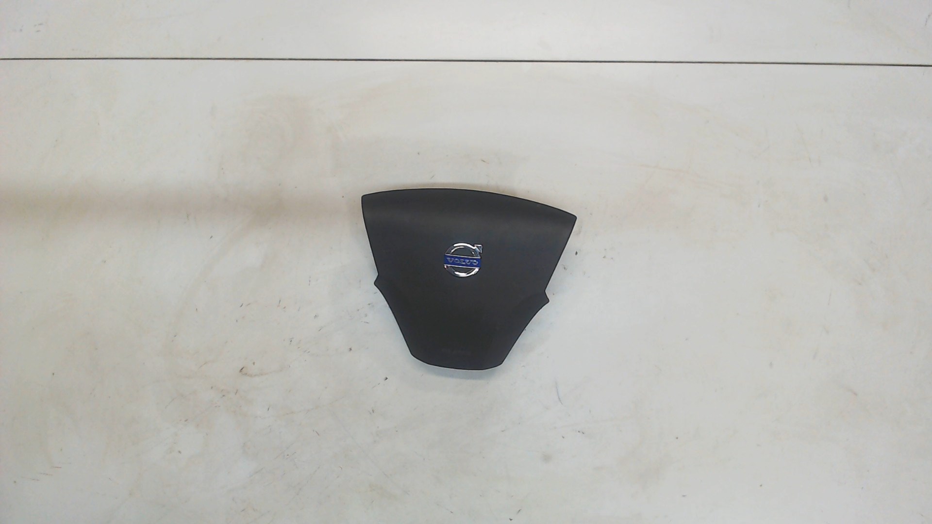 Подушка безопасности в рулевое колесо