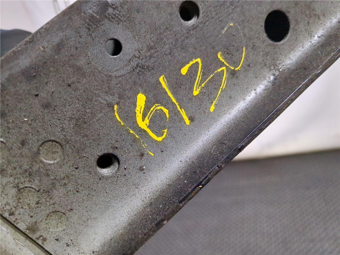 Лонжерон передний правый