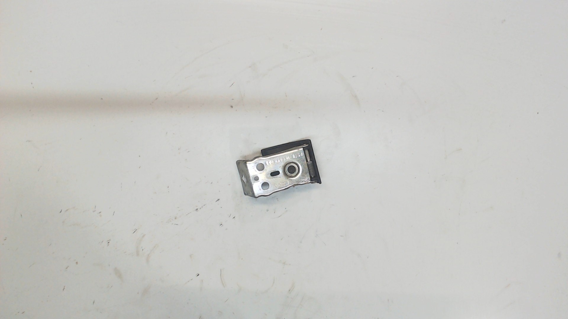 Ручка открывания капота