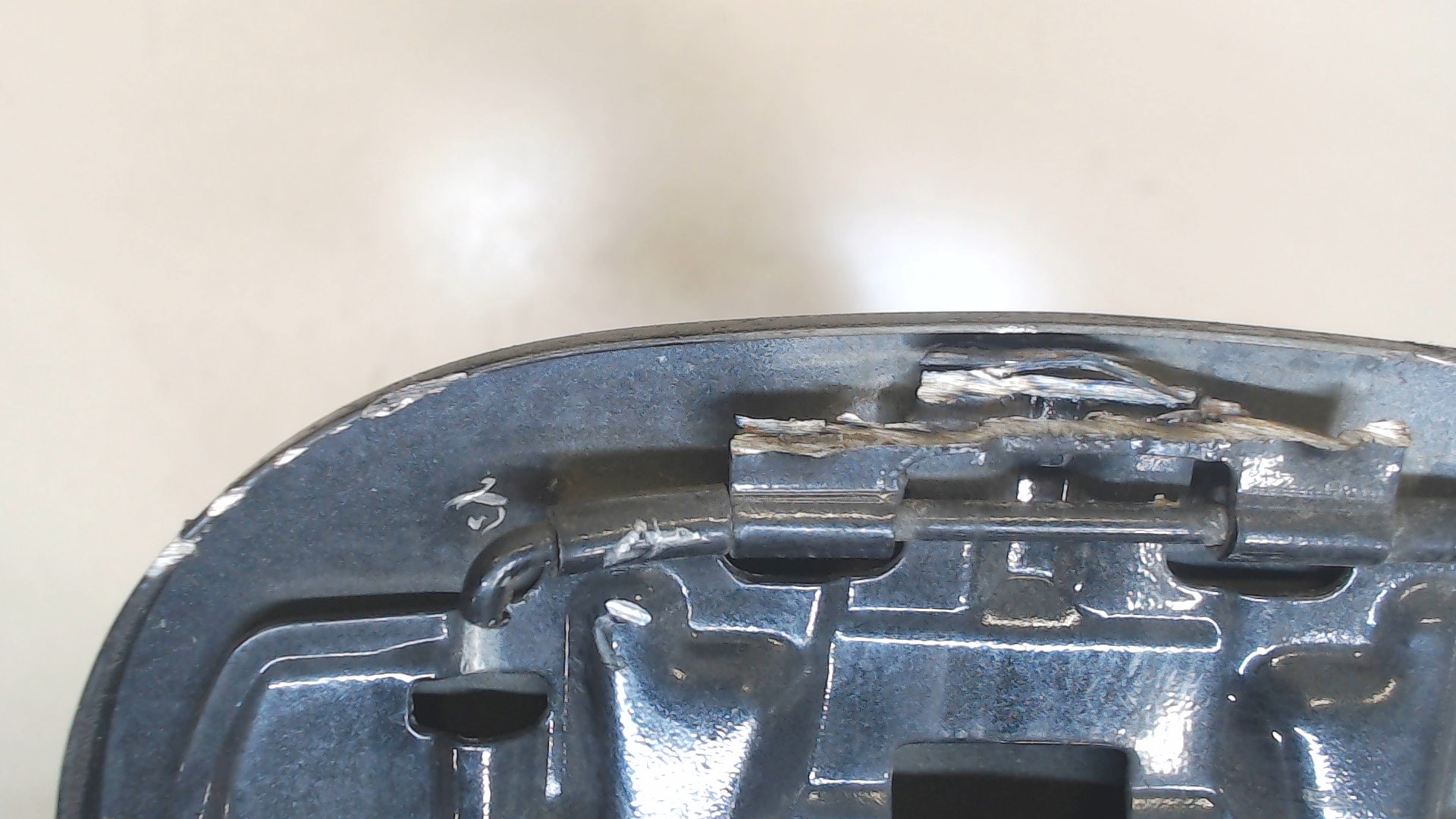 Лючок бензобака