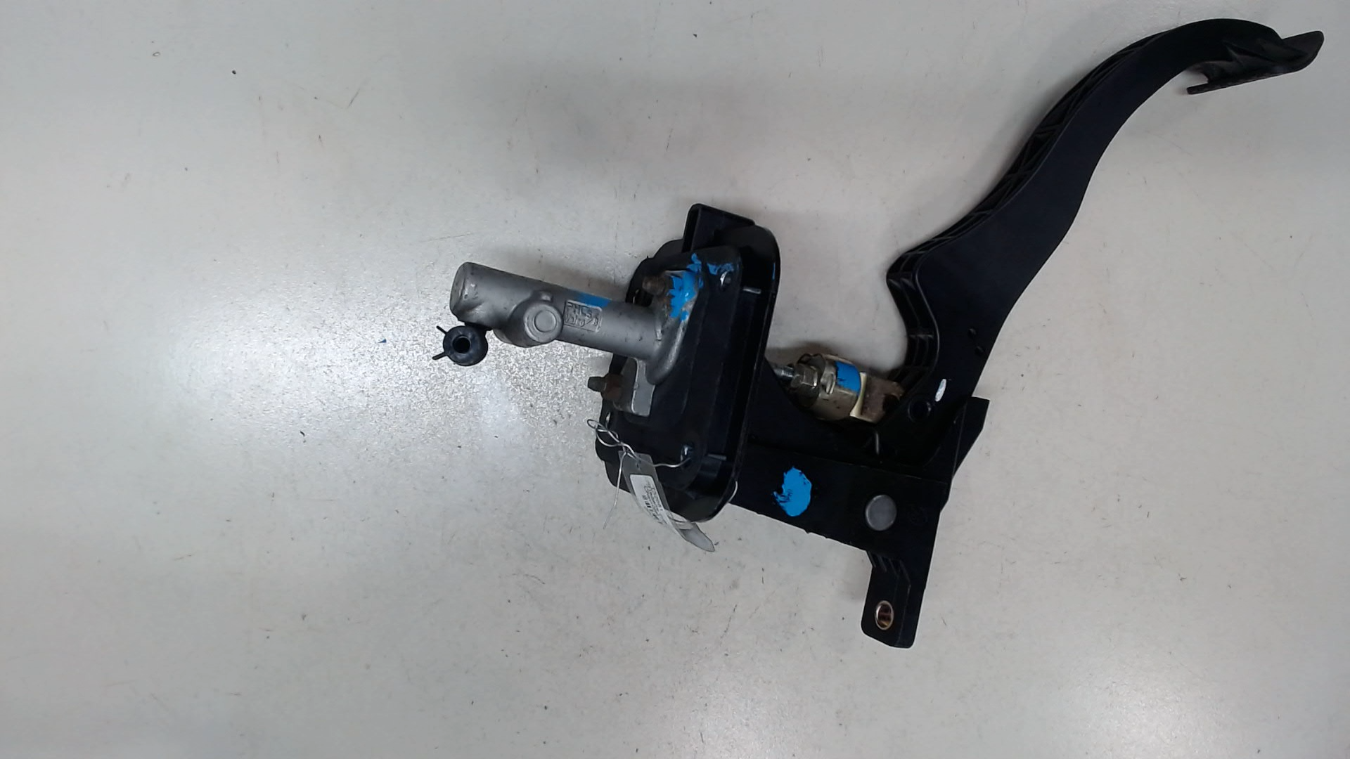 Педаль сцепления