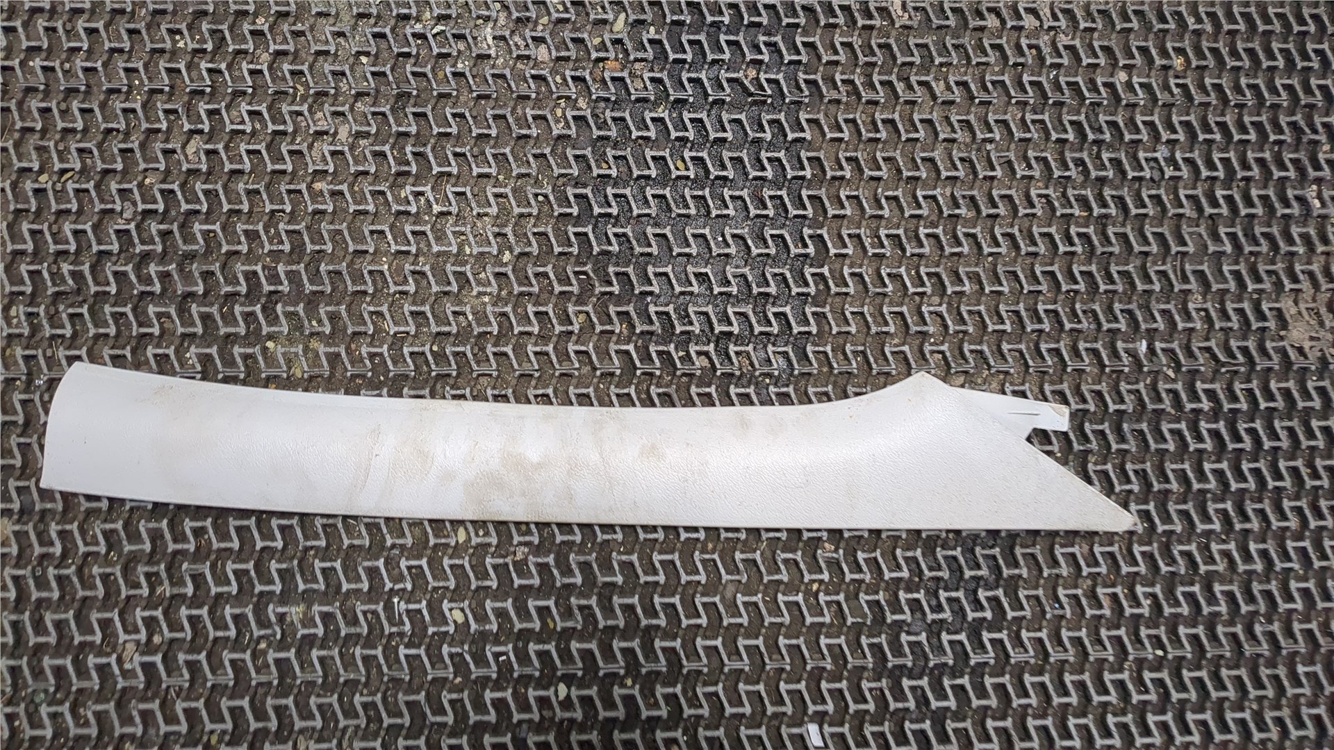 Обшивка стойки