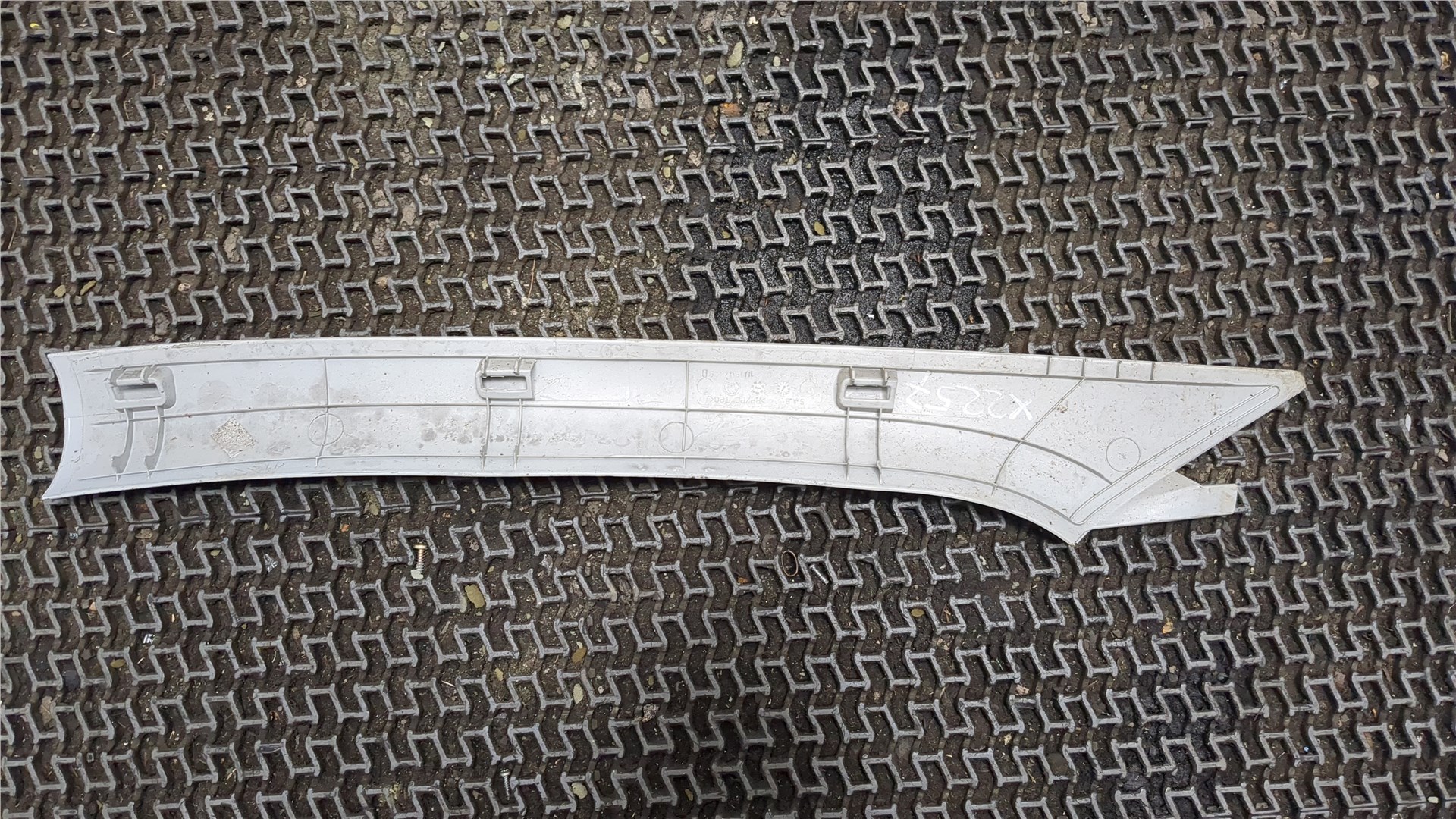 Обшивка стойки