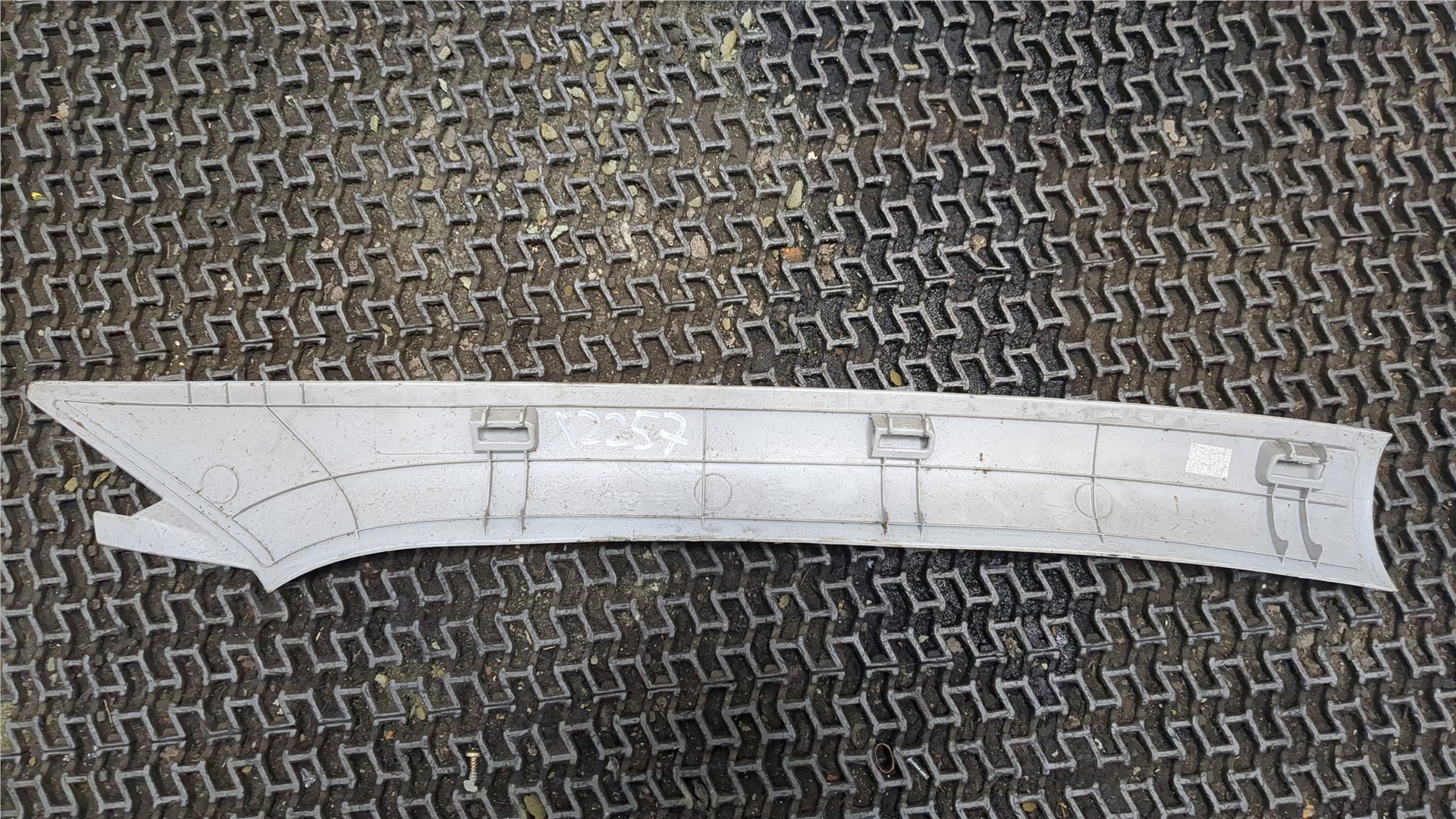 Обшивка стойки