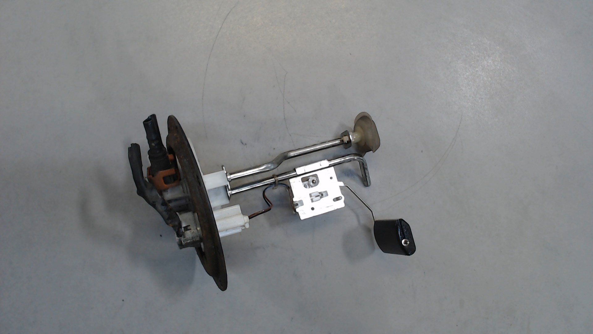 Датчик уровня топлива