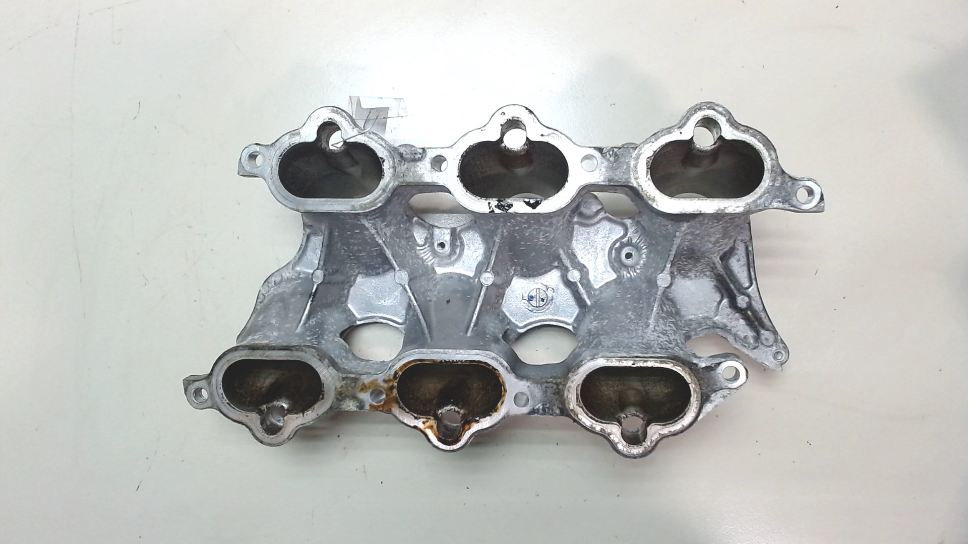 Коллектор впускной