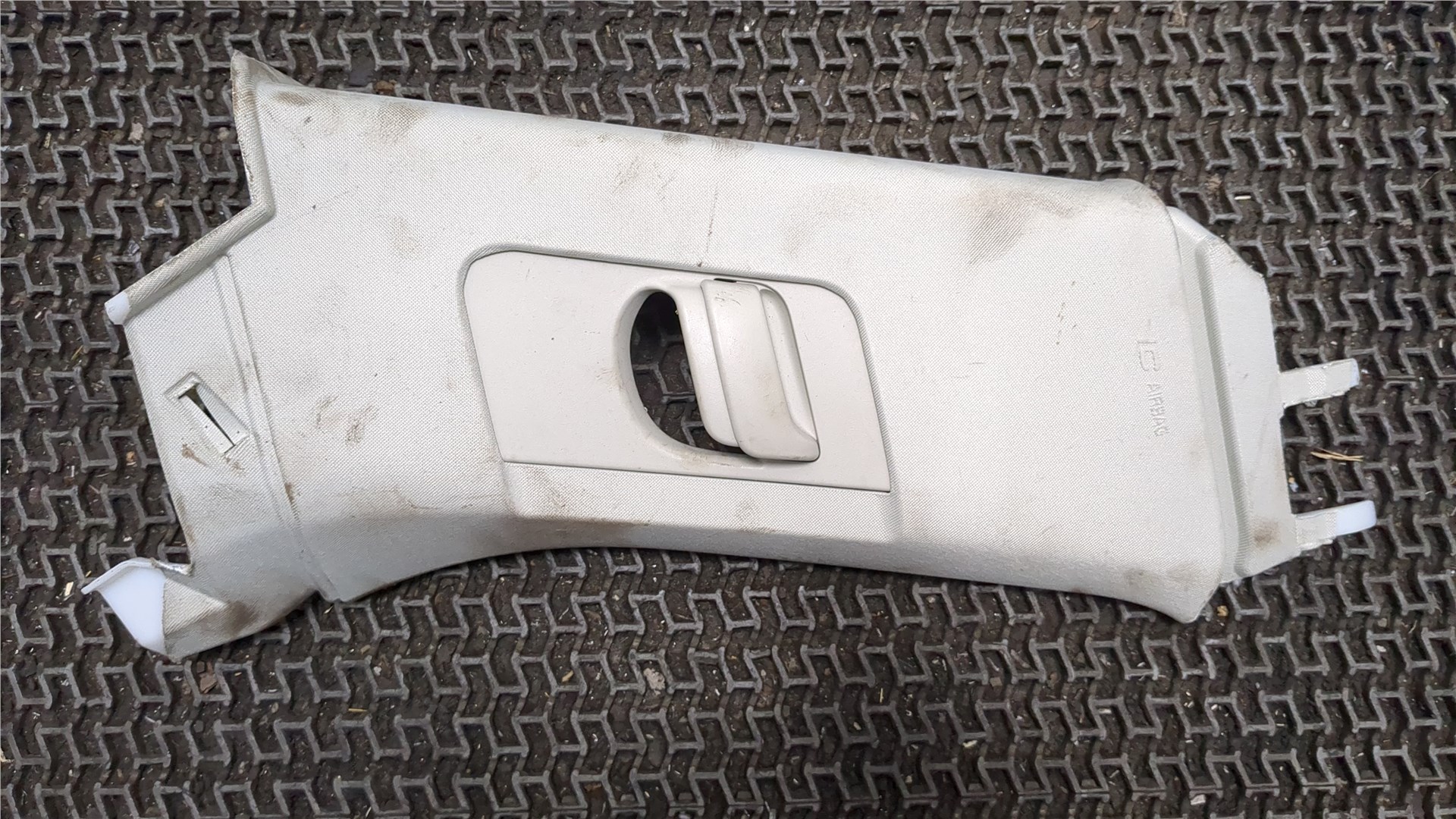 Обшивка стойки