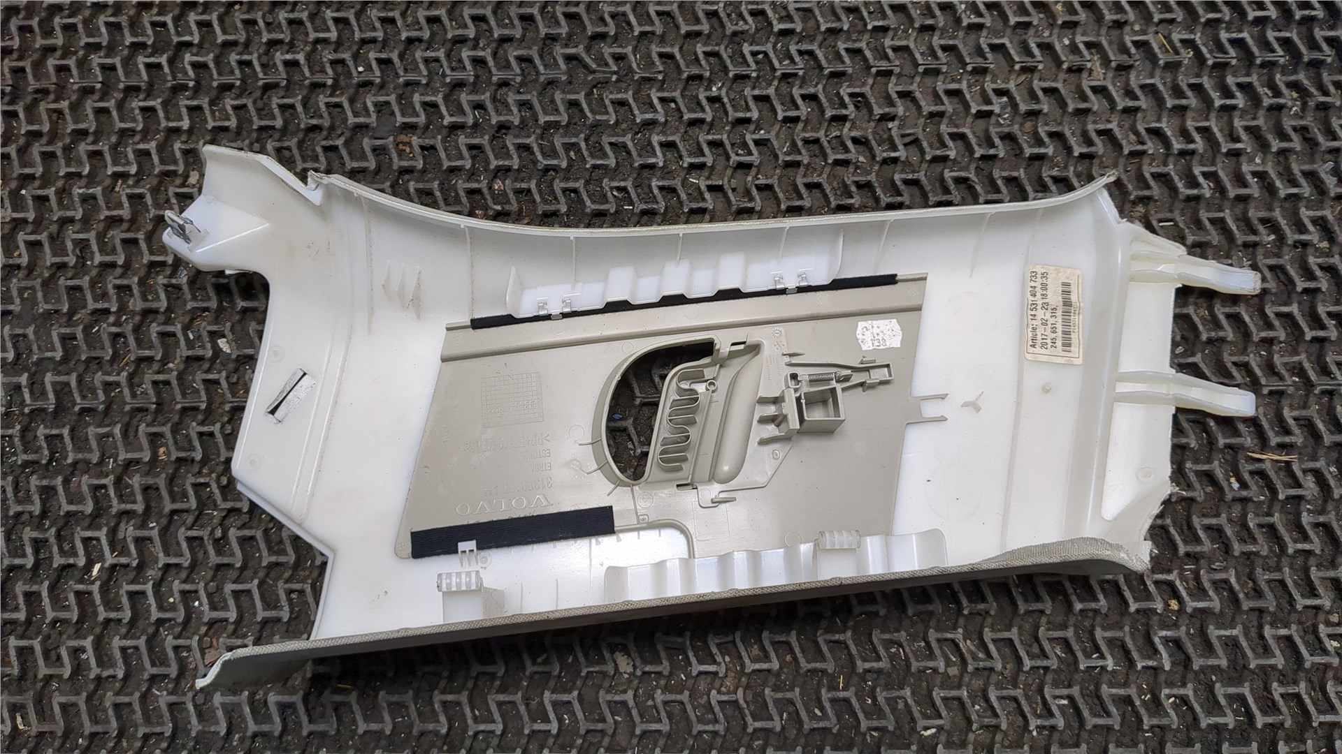 Обшивка стойки