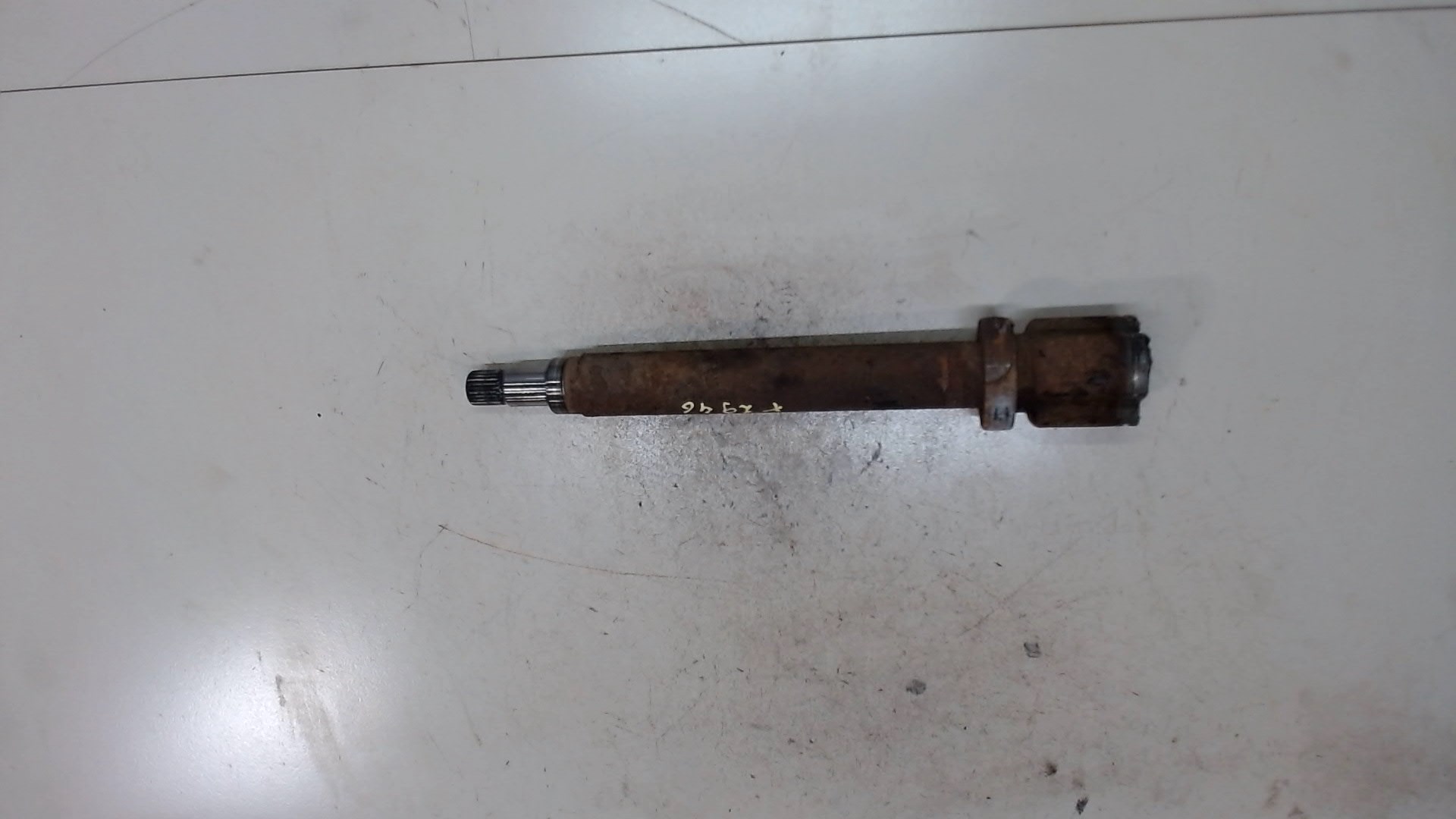 Полуось передняя правая