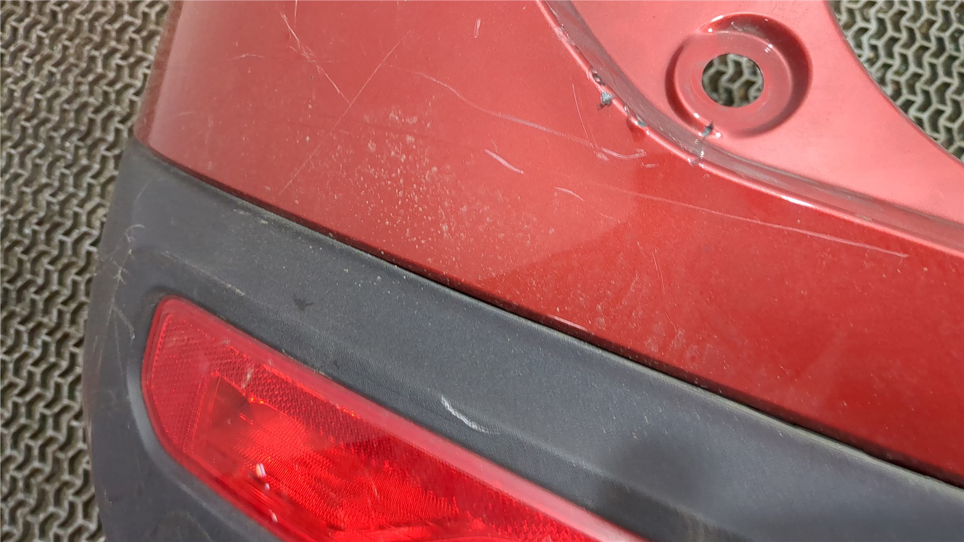 Бампер задний