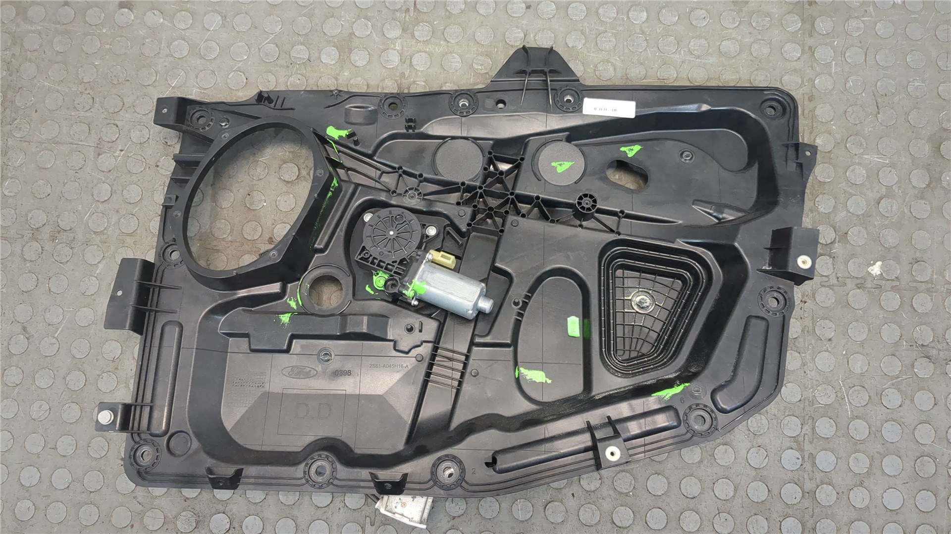 Стеклоподъемник электр. передний правый