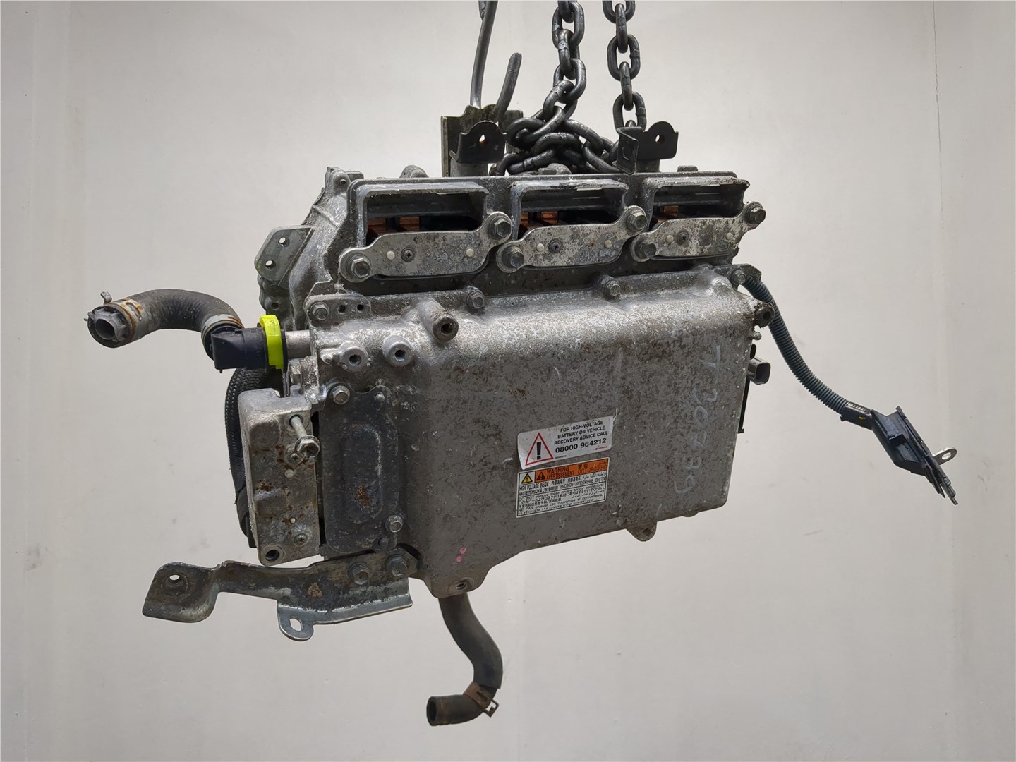 Преобразователь напряжения (адаптер)