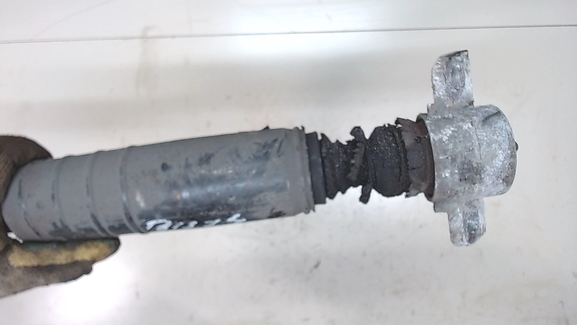 Амортизатор задний (стойка)