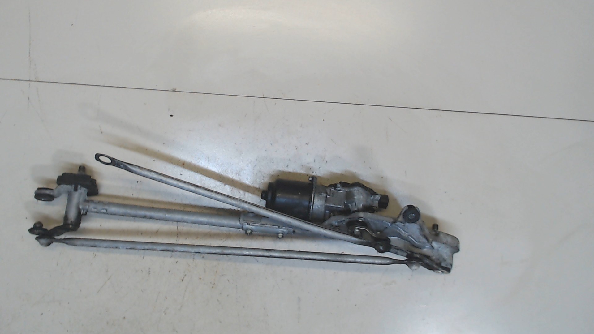 Трапеция стеклоочистителей