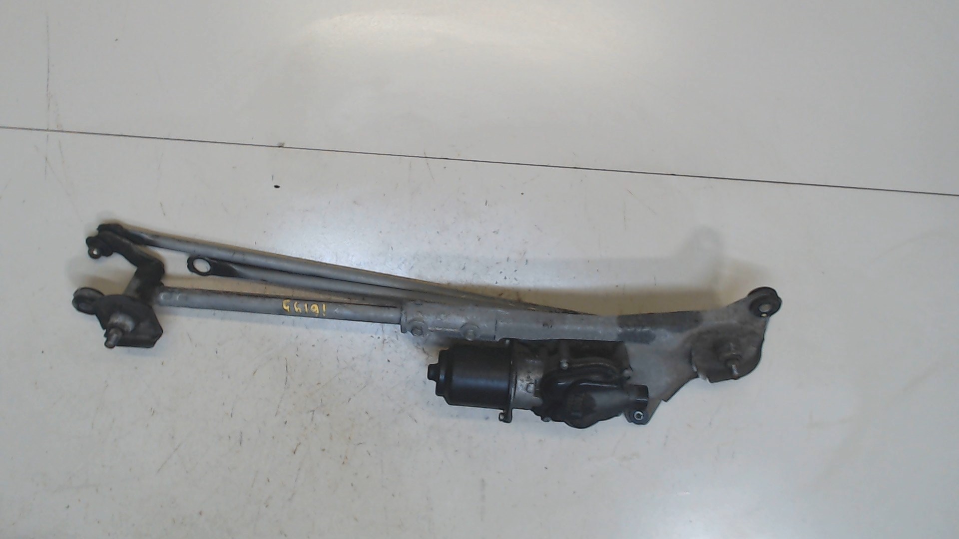 Трапеция стеклоочистителей