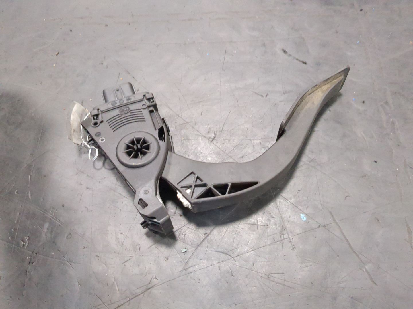 Педаль газа