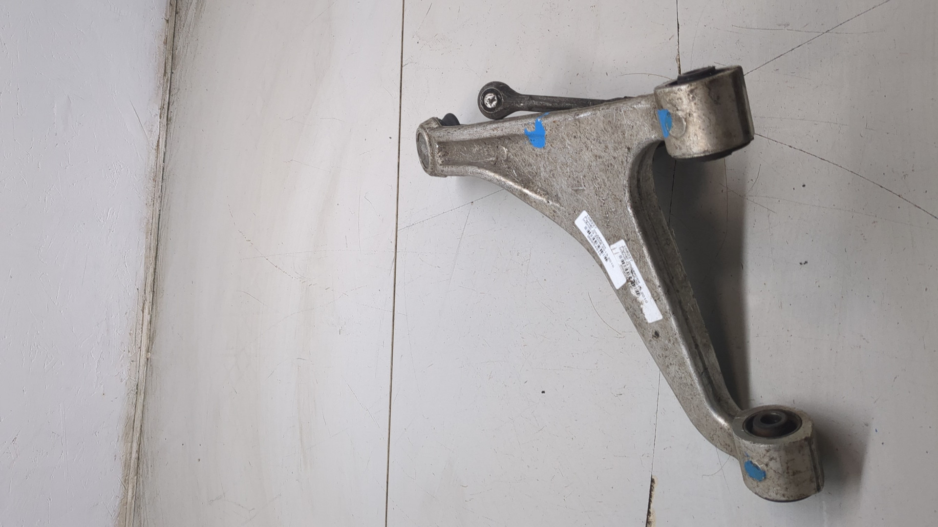 Рычаг задний левый