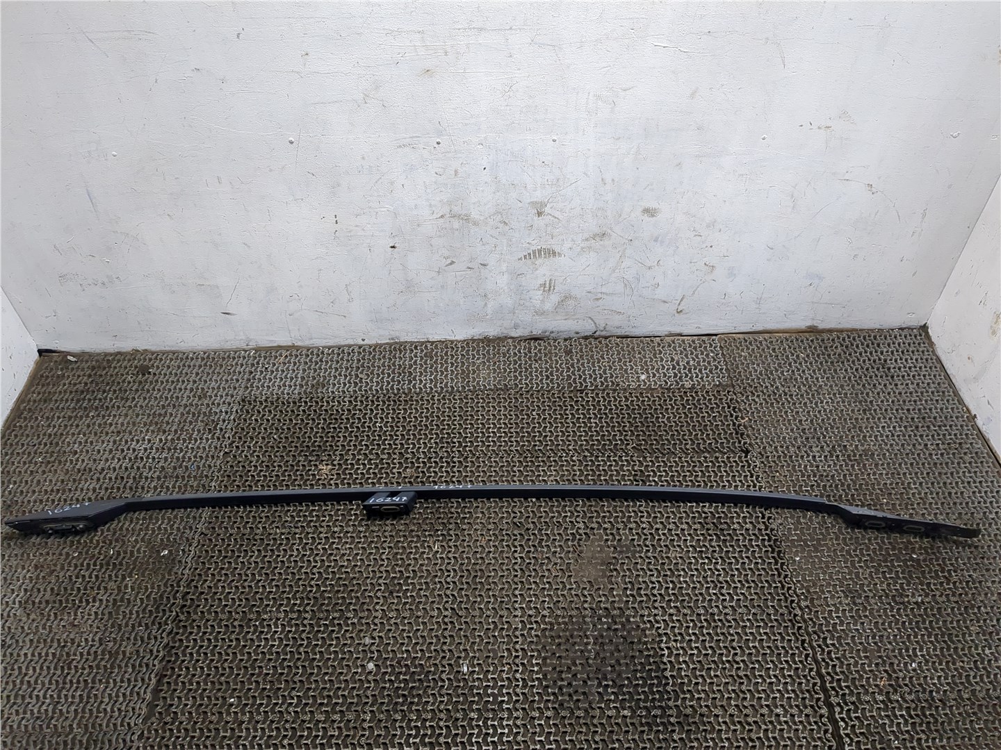 Рейлинг (релинг) правый (планка на крышу)