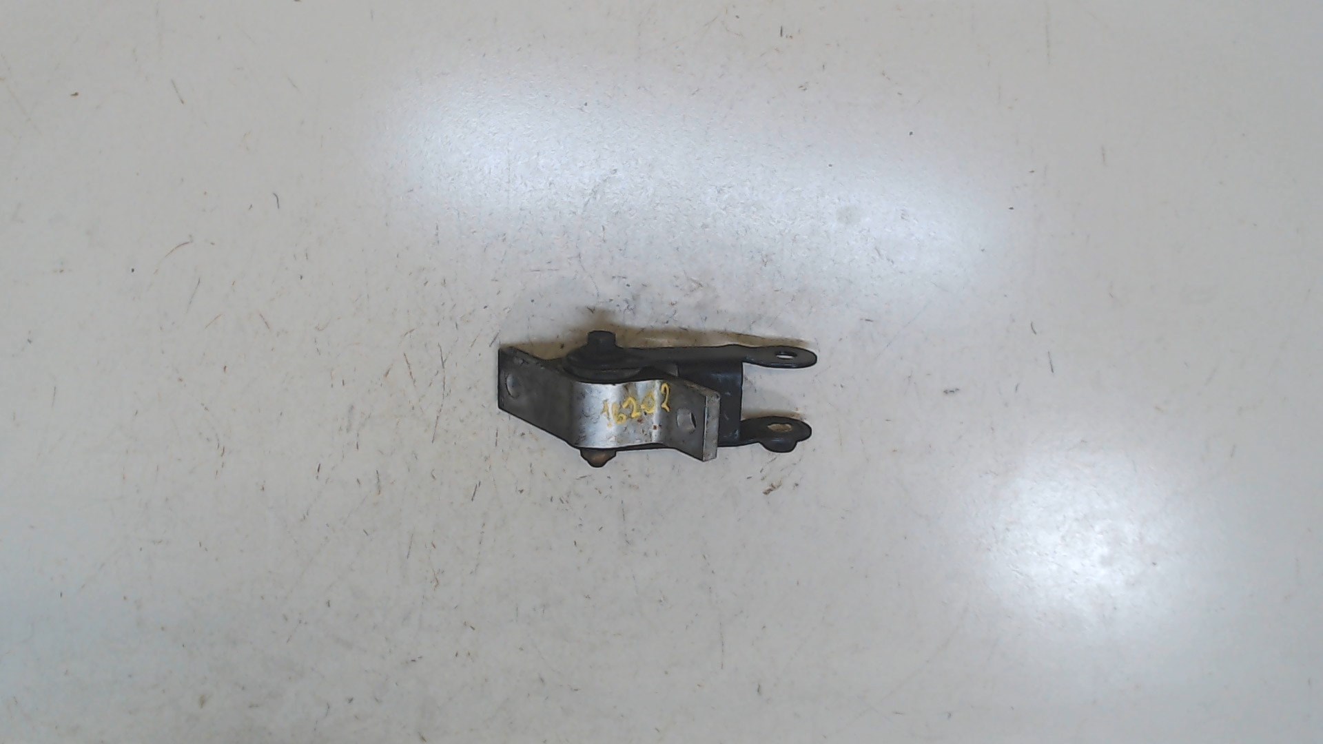 Опора двигателя