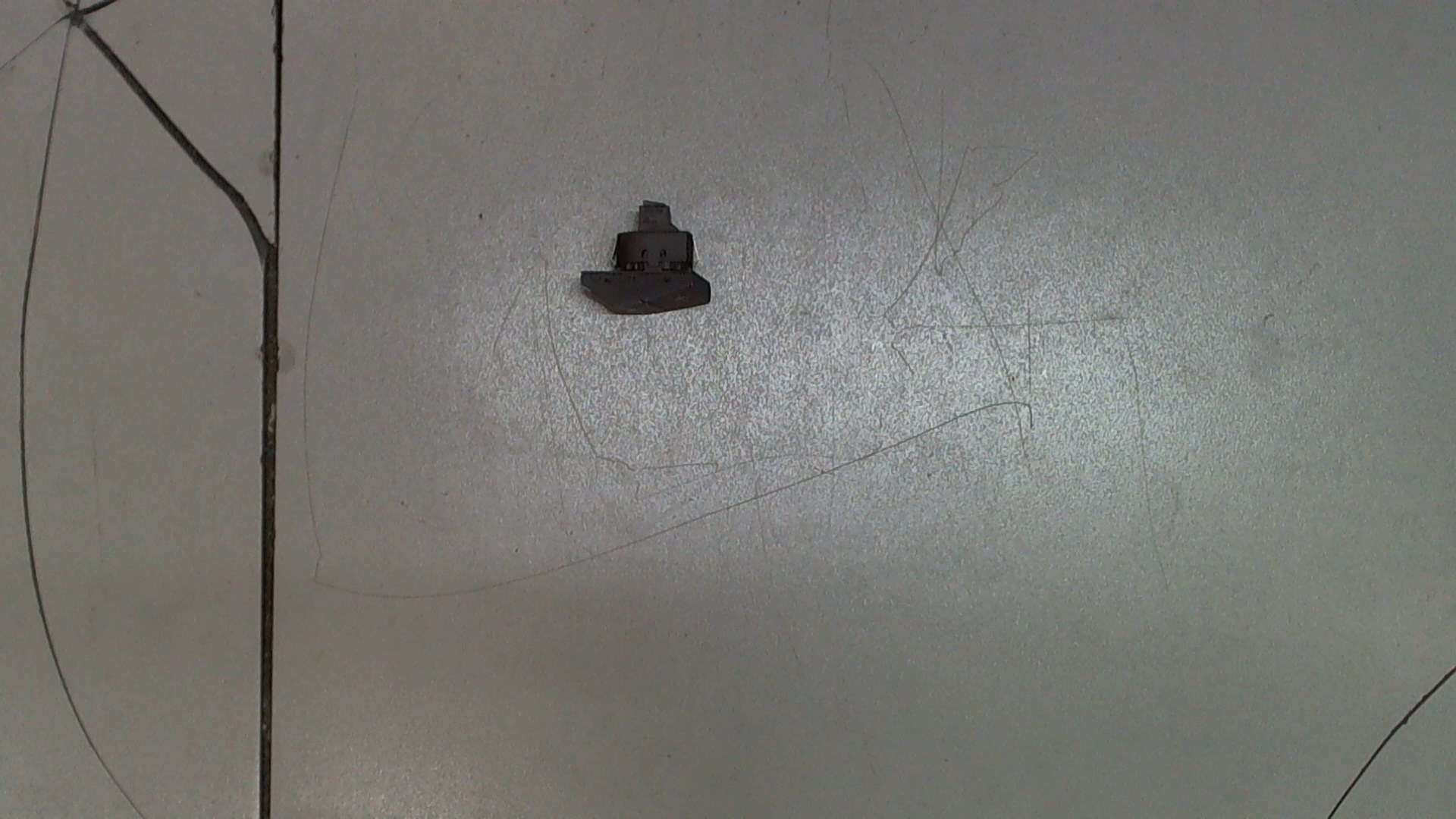 Кнопка открывания двери