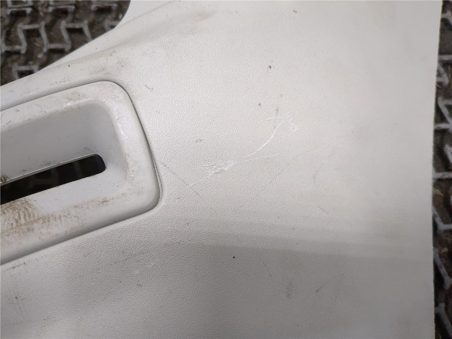 Обшивка стойки