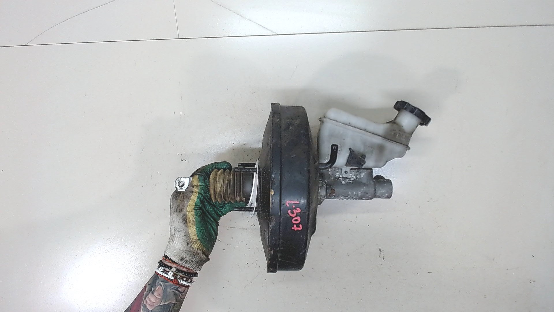 Цилиндр тормозной главный