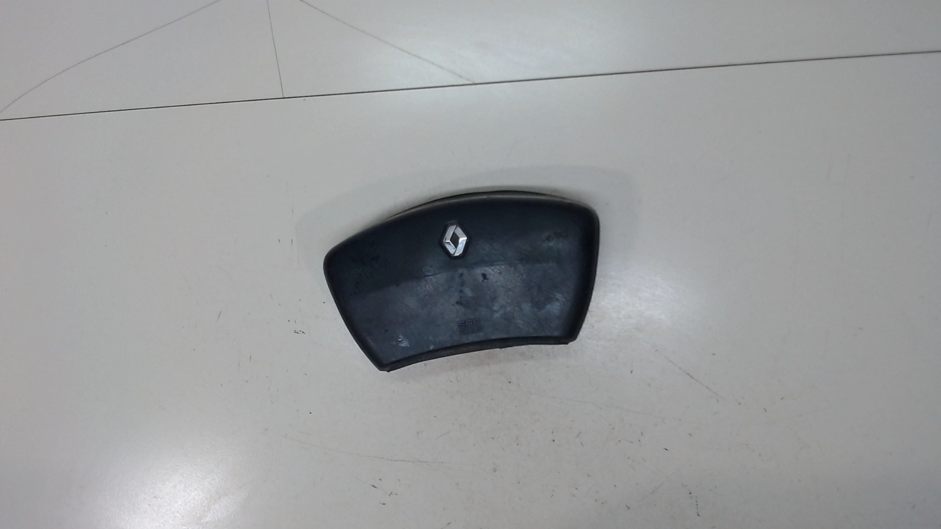 Подушка безопасности в рулевое колесо