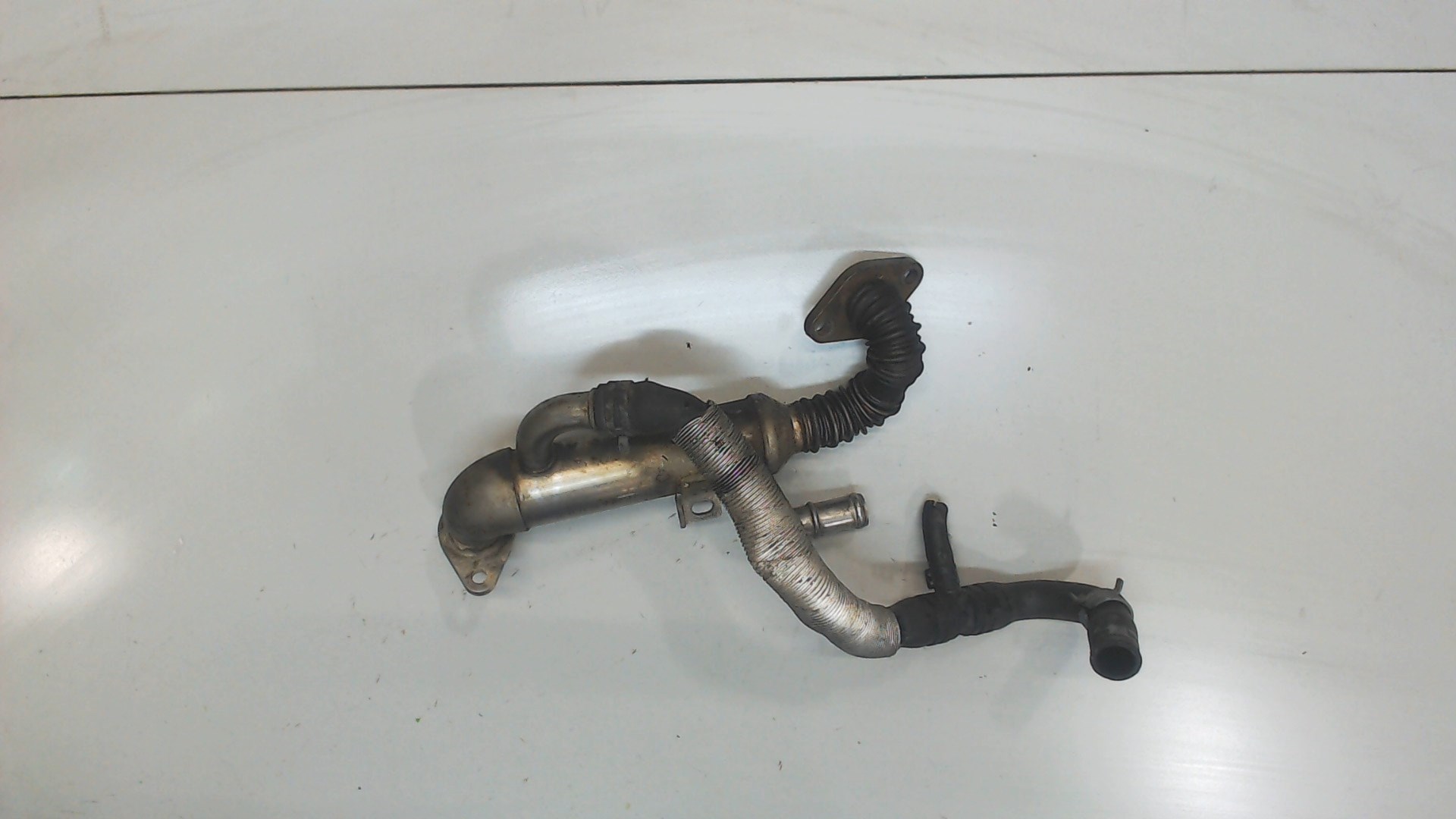 Тройник вентиляции картерных газов