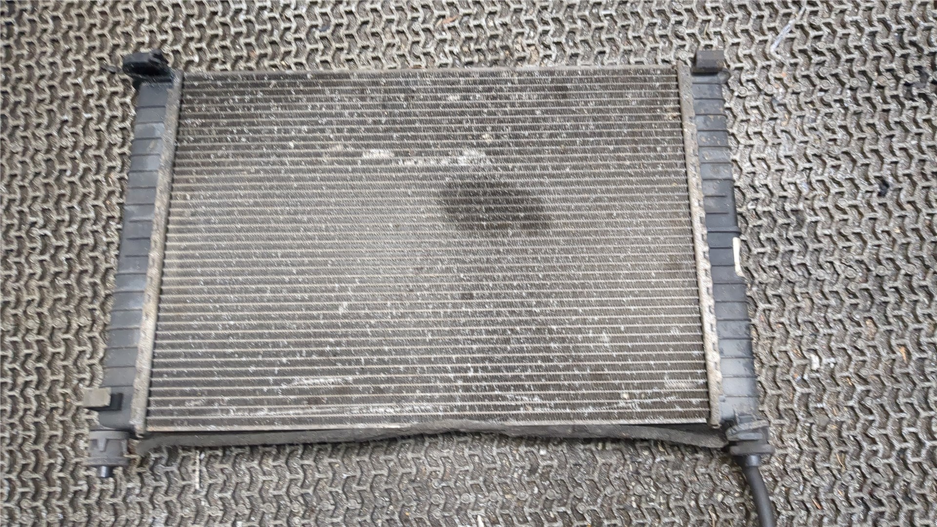 Радиатор охлаждения двигателя основной