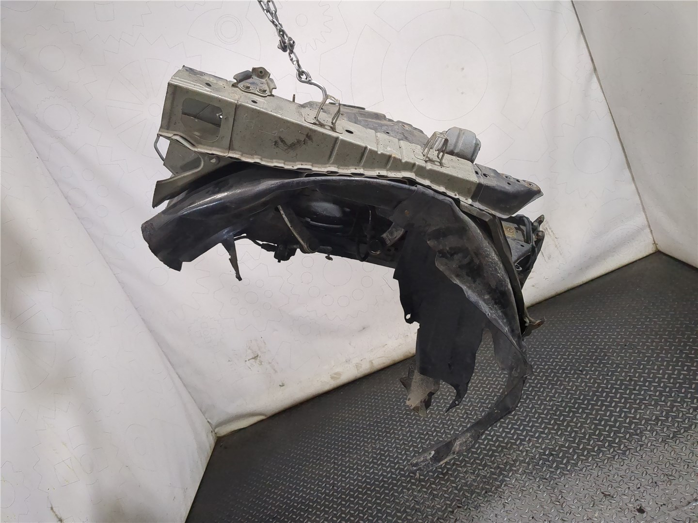 Лонжерон передний правый