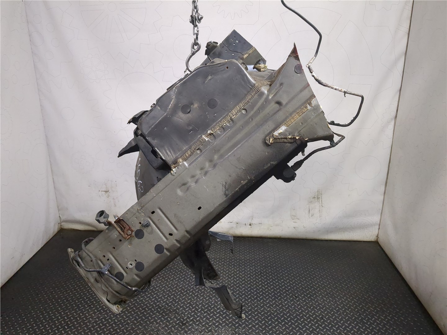 Лонжерон передний правый