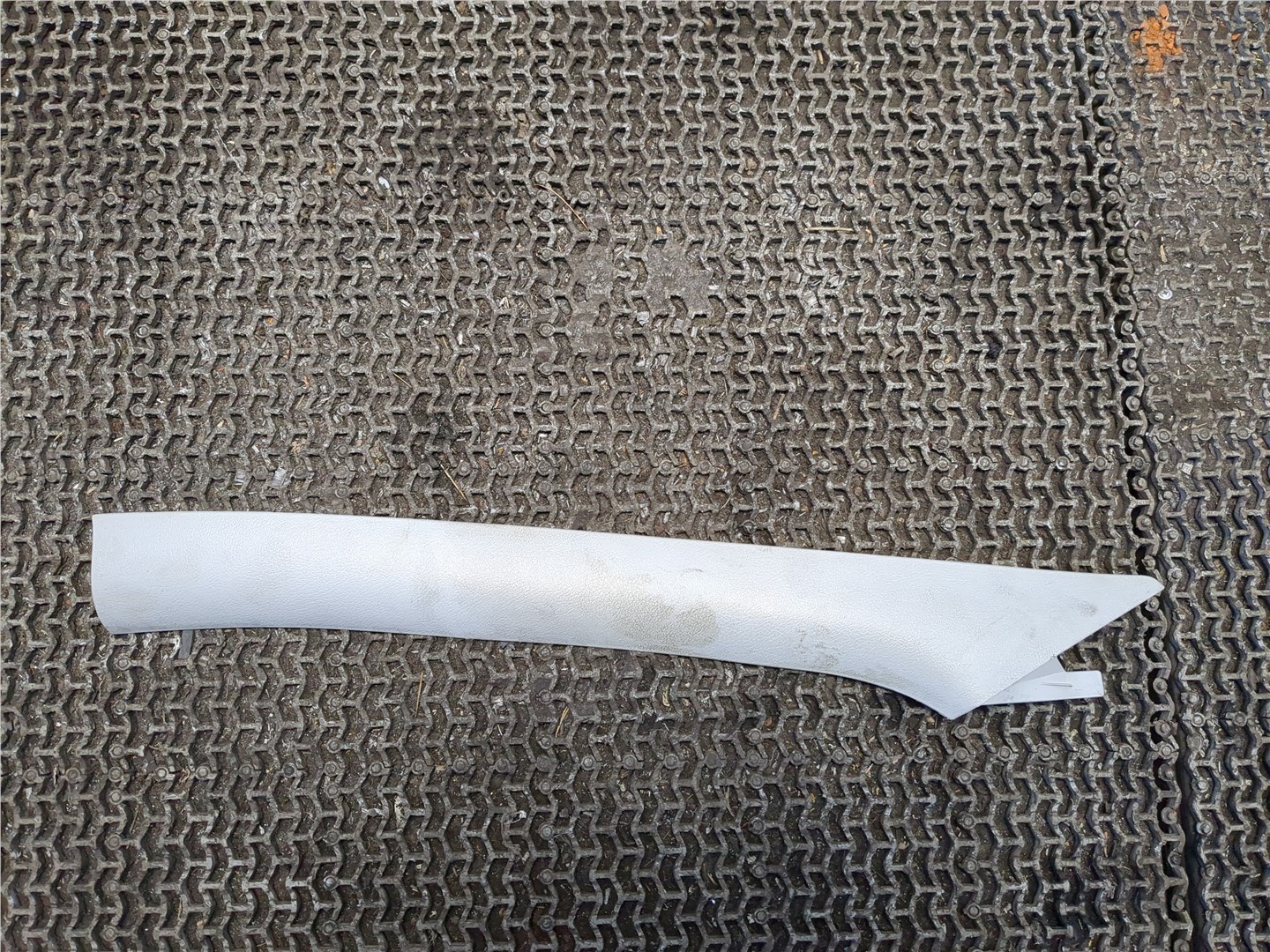 Обшивка стойки