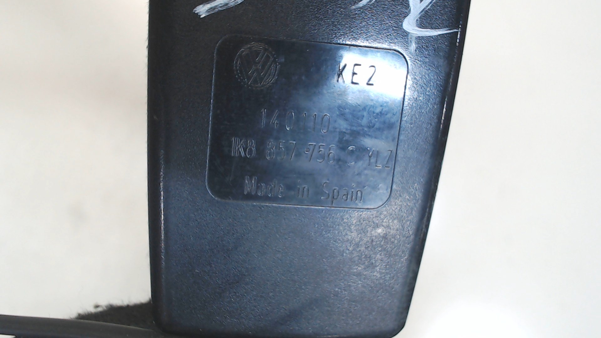 Ответная часть ремня безопасности