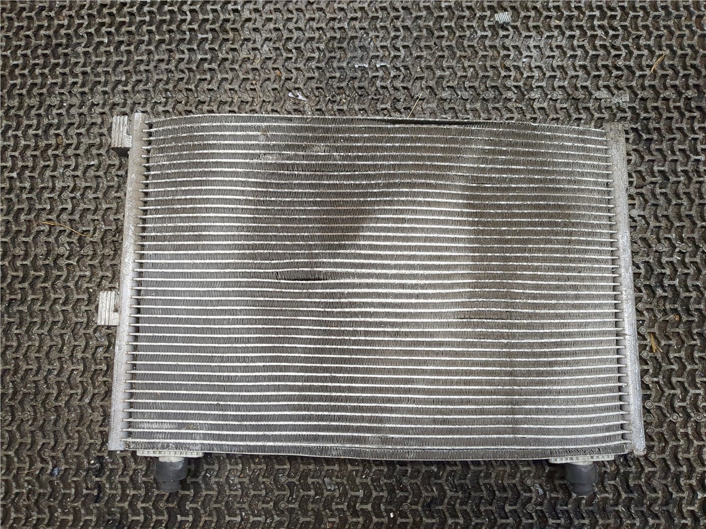 Радиатор кондиционера / конденсер