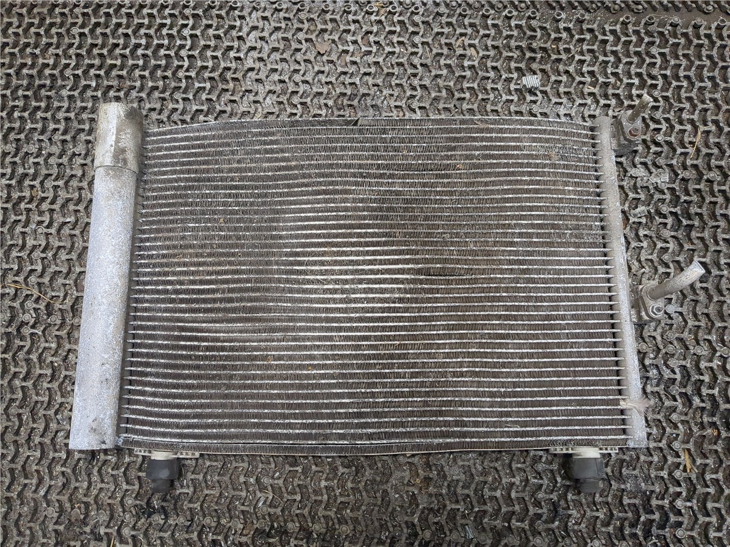 Радиатор кондиционера / конденсер