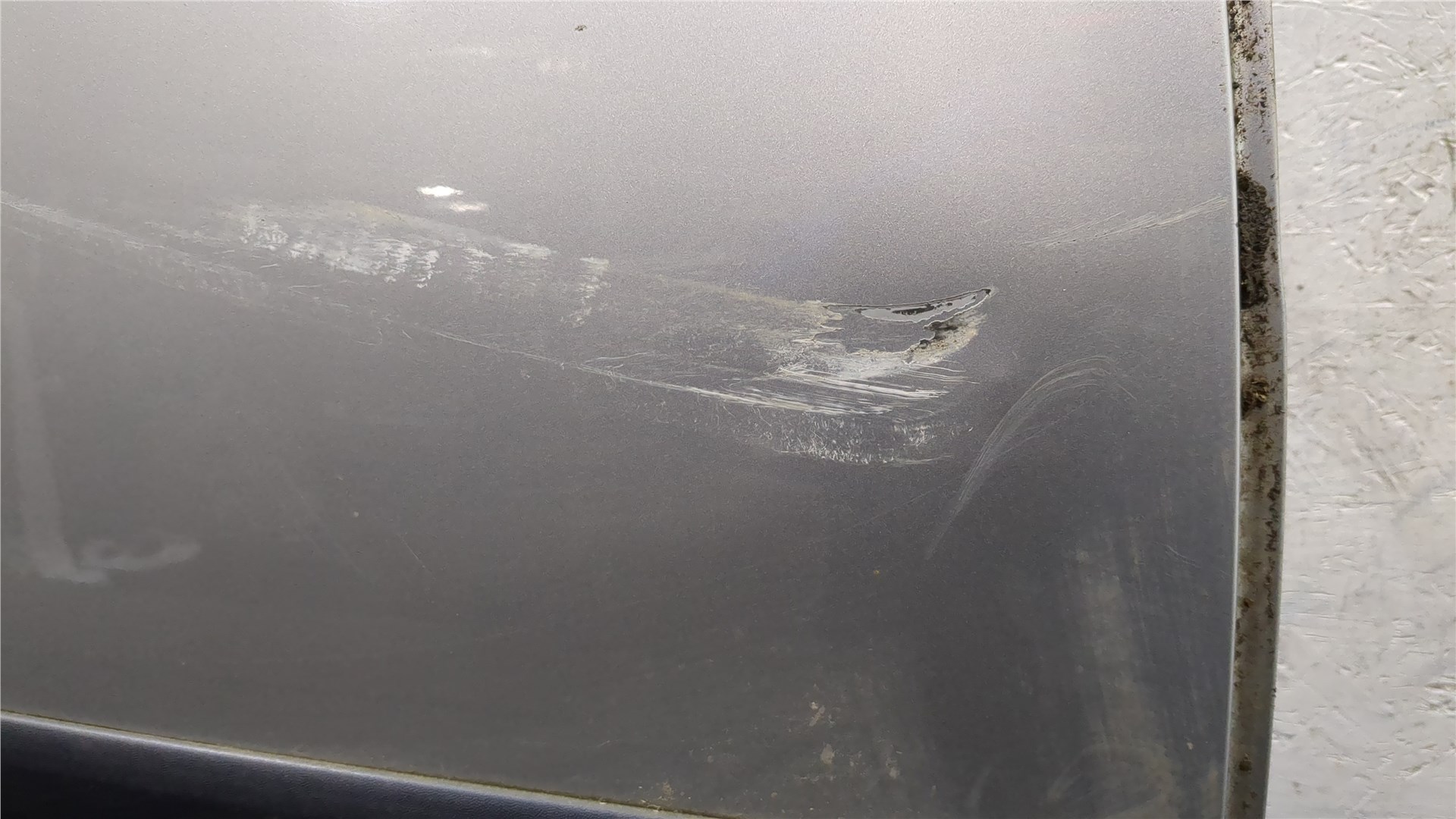 Дверь задняя правая