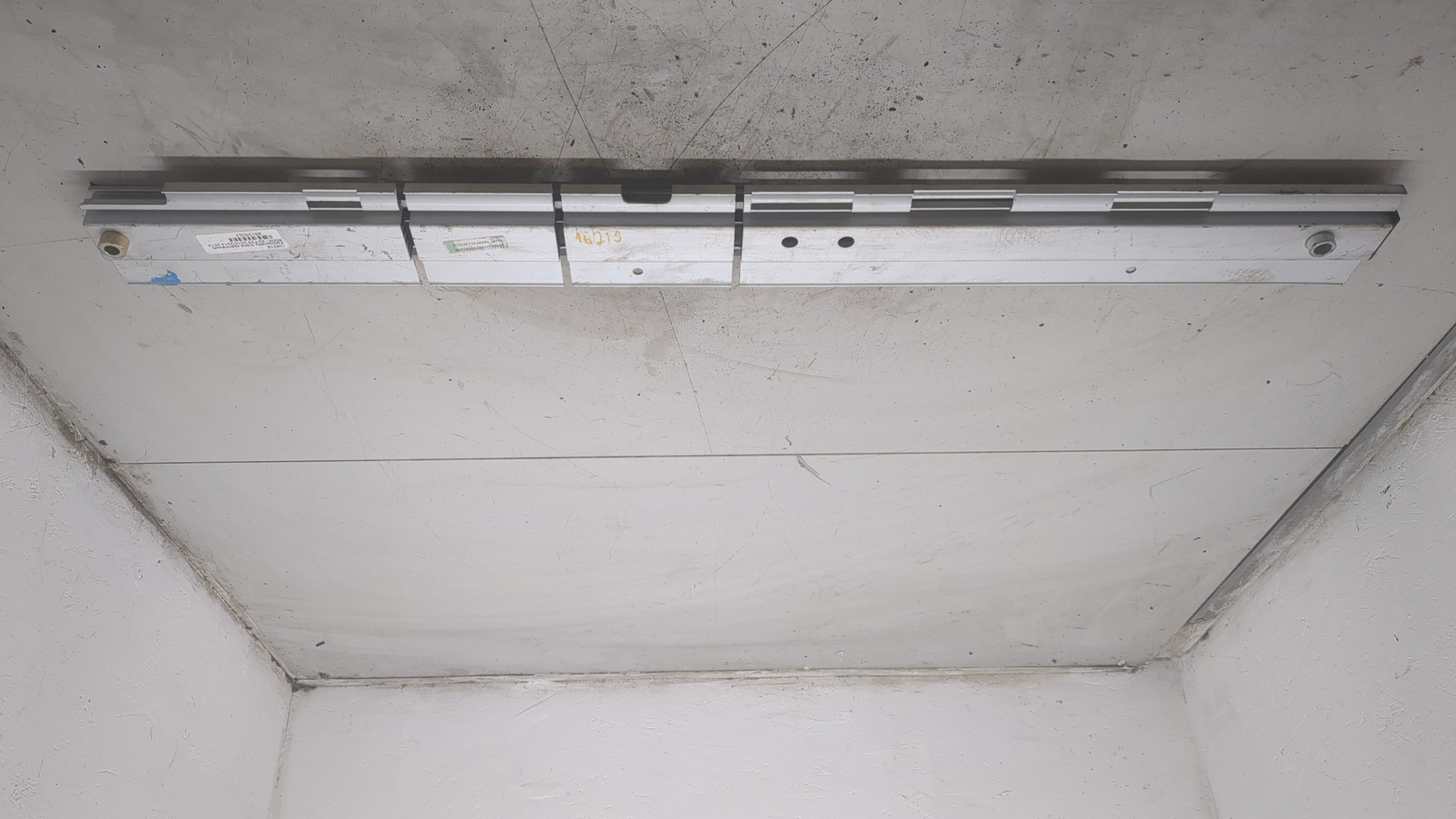 Кронштейн (сопут. товар)