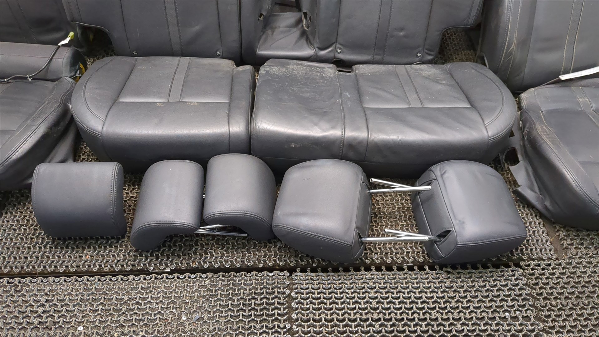 Сиденья комплект